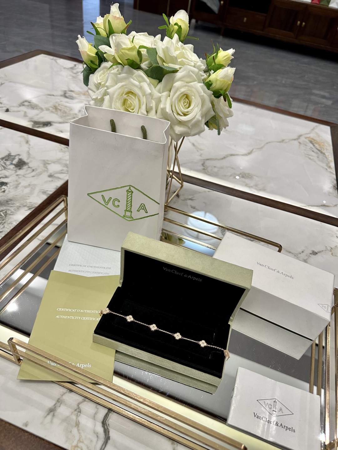 VAN CLEEF ARPELS jewelry model 132